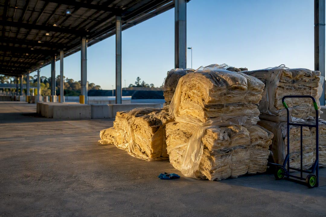 Bundled insulation at a transfer station